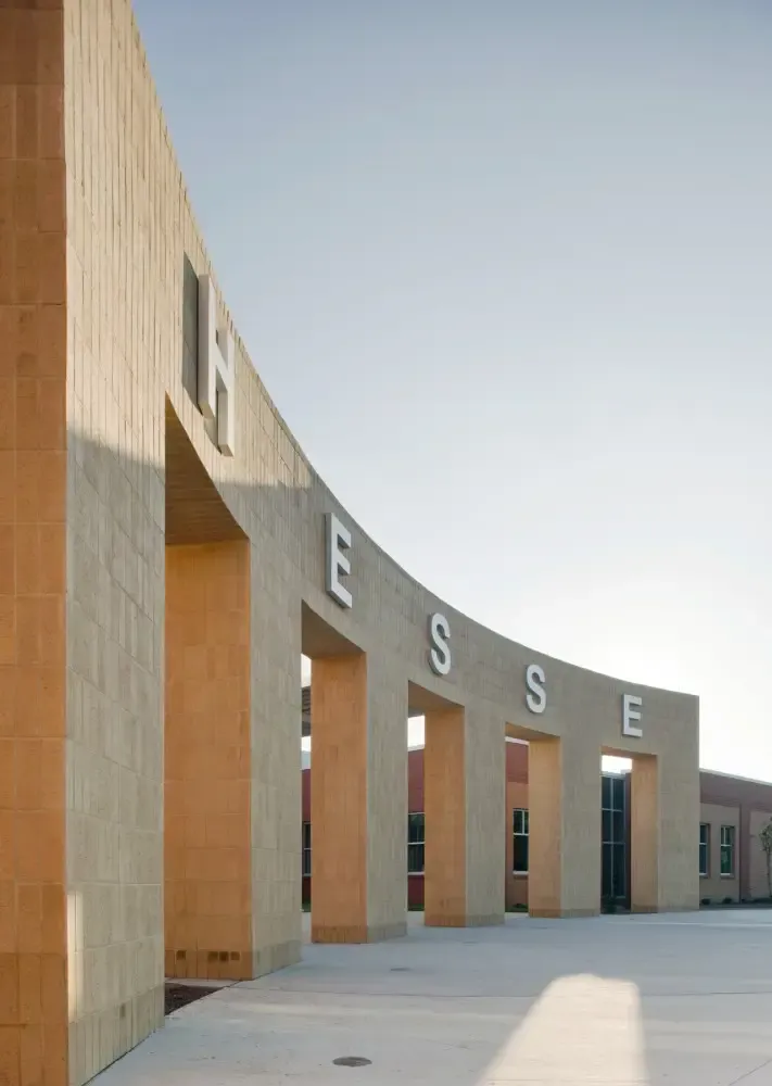 Hesse K-8 School: photo 1 of 9