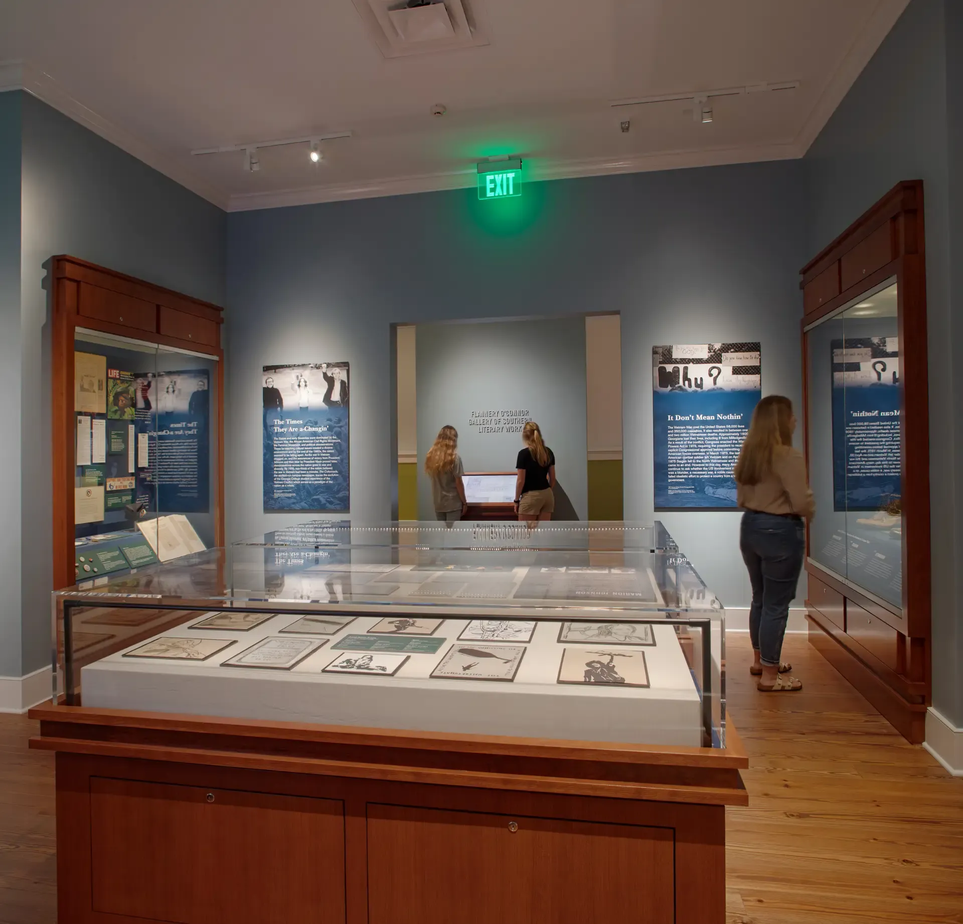 Russell Library – Heritage Hall: photo 1 of 6