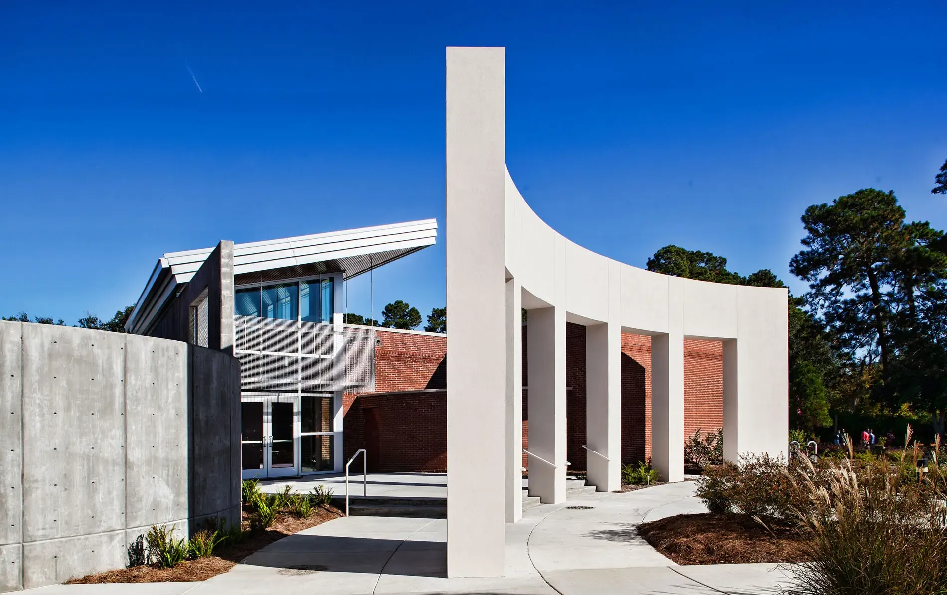 Lane Library Learning Commons, exterior